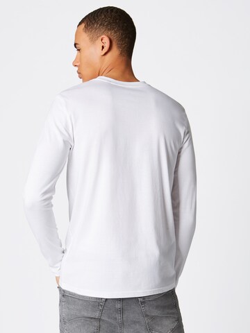 T-Shirt Marc O'Polo en blanc : derrière