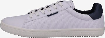 Baskets basses bugatti en blanc