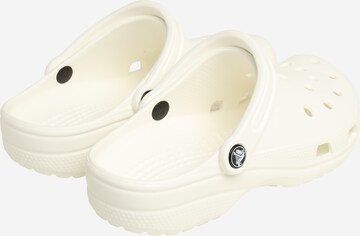 Clogs 'Classic' di Crocs in bianco