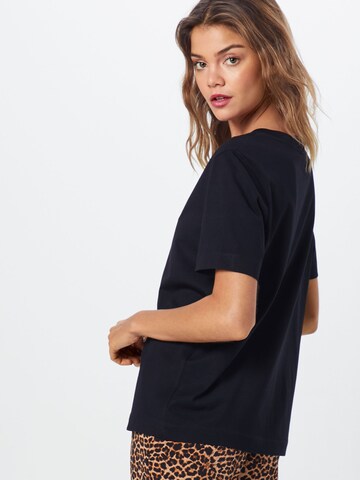 SELECTED FEMME - Camiseta en negro