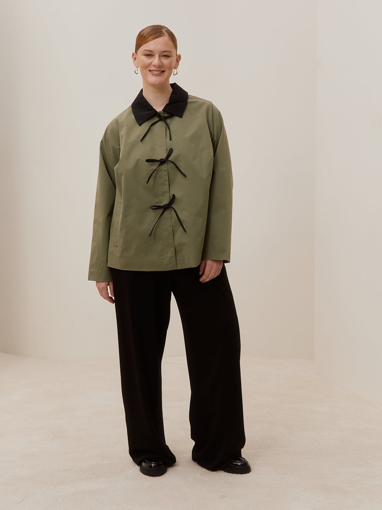 Jasmine - Girly Green Bow Jacket and Black Jeans Look