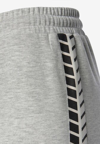 BENCH Tapered Pants in Grey