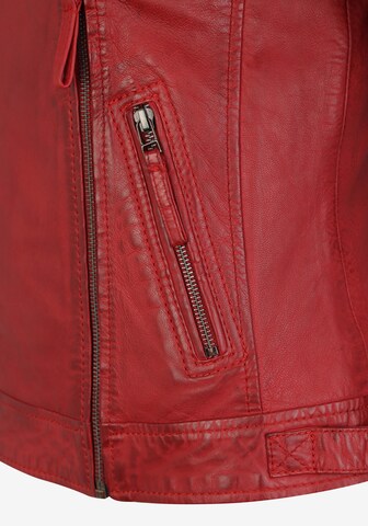 7ELEVEN Between-Season Jacket in Red: front