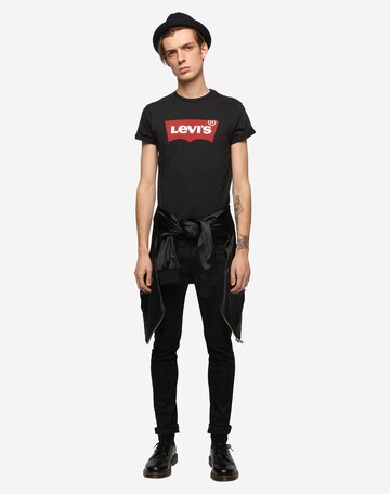 LEVI'S ® regular Μπλουζάκι 'Graphic Set In Neck' σε μαύρο