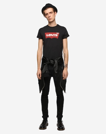 LEVI'S ® regular Μπλουζάκι 'Graphic Set In Neck' σε μαύρο