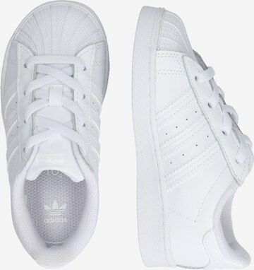 ADIDAS ORIGINALS Sneakers 'Superstar' i hvid