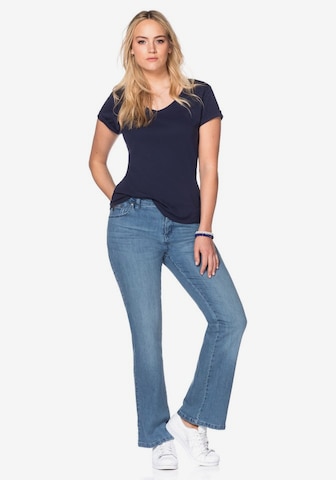 SHEEGO Bootcut Jeans 'Maila' i blå