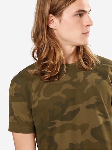 Urban Classics Shirt in Green