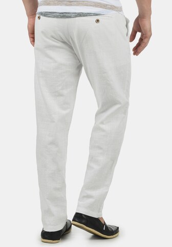 Regular Pantalon 'Bonavo' BLEND en blanc