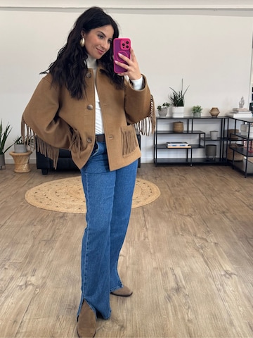 Western-inspired Casual Look