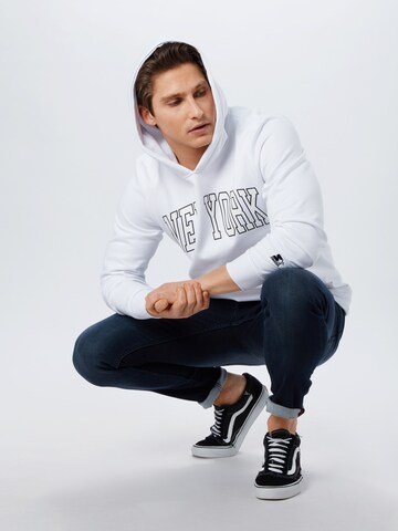 Starter Black LabelRegular Fit Sweater majica 'New York' - bijela boja
