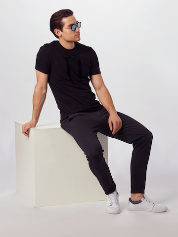 Les Deux Regular fit Μπλουζάκι 'Encore' σε μαύρο