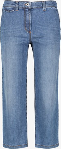 GERRY WEBER Loosefit Jeans in Blauw: voorkant