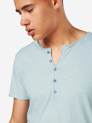 Key Largo T-Shirt 'MT LEMONADE button' in Blau