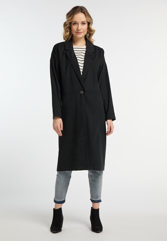 DREIMASTER Between-Seasons Coat in Black: front