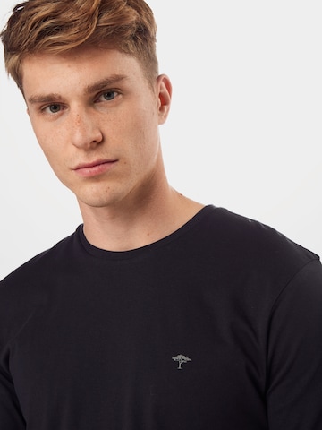 Coupe regular T-Shirt FYNCH-HATTON en noir