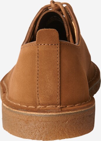 Clarks Originals Schnürschuh 'Desert London' in Braun