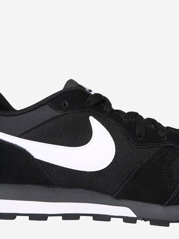 Nike Sportswear Trampki niskie w kolorze czarny