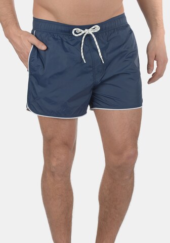 BLEND Board Shorts 'Zion' in Blue: front