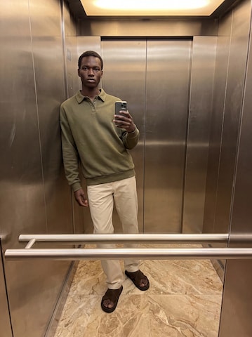 Elevated Minimalist Utility Look