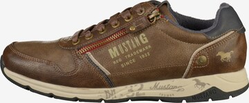 MUSTANG Sneaker in Braun