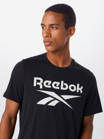 Reebok Regular fit Performance shirt in Black