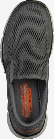 SKECHERS Slipper in Grau