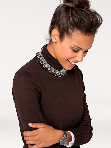 heine Sweater in Brown: front