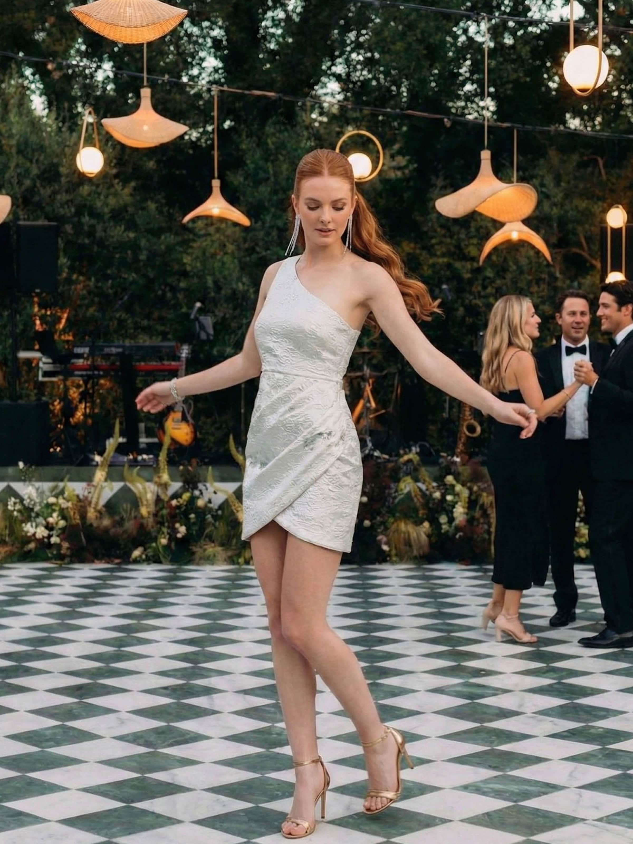 Emelie - Short Pattern Bridal Dress
