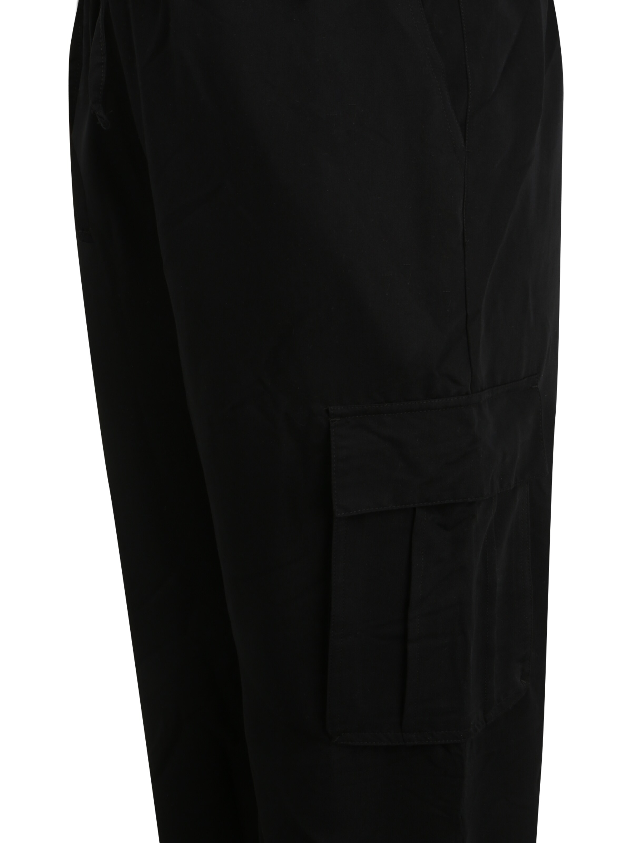 Urban Classics Tapered Cargo Pants in Black