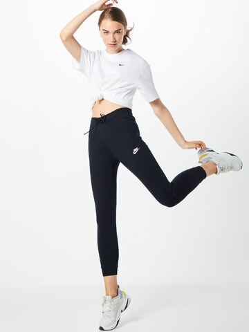 Nike Sportswear Tapered Trousers in Black