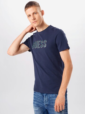 GUESS Regular Fit T-Shirt in Blau: predná strana