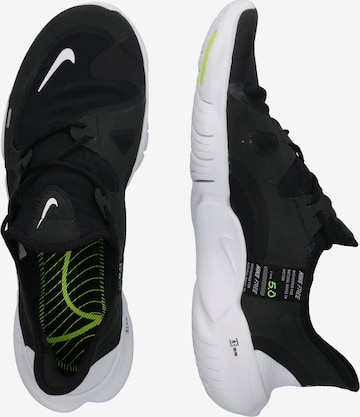 Sneaker de alergat 'Free Run 5.0' de la NIKE pe negru: lateral
