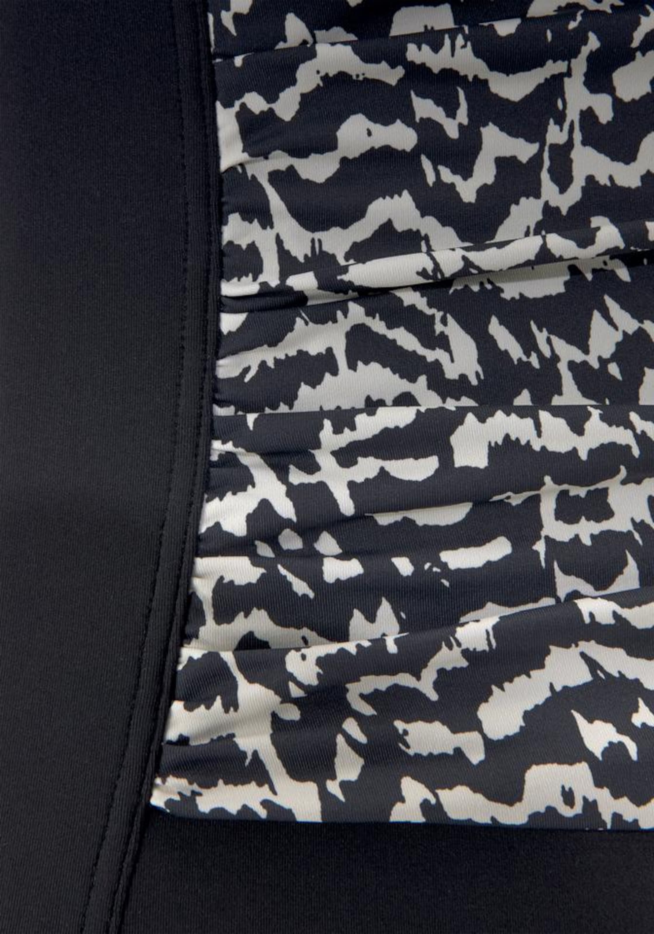 Balconnet Maillot de bain LASCANA en noir