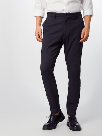 Effilé Pantalon chino 'Crimson' elvine en gris : devant