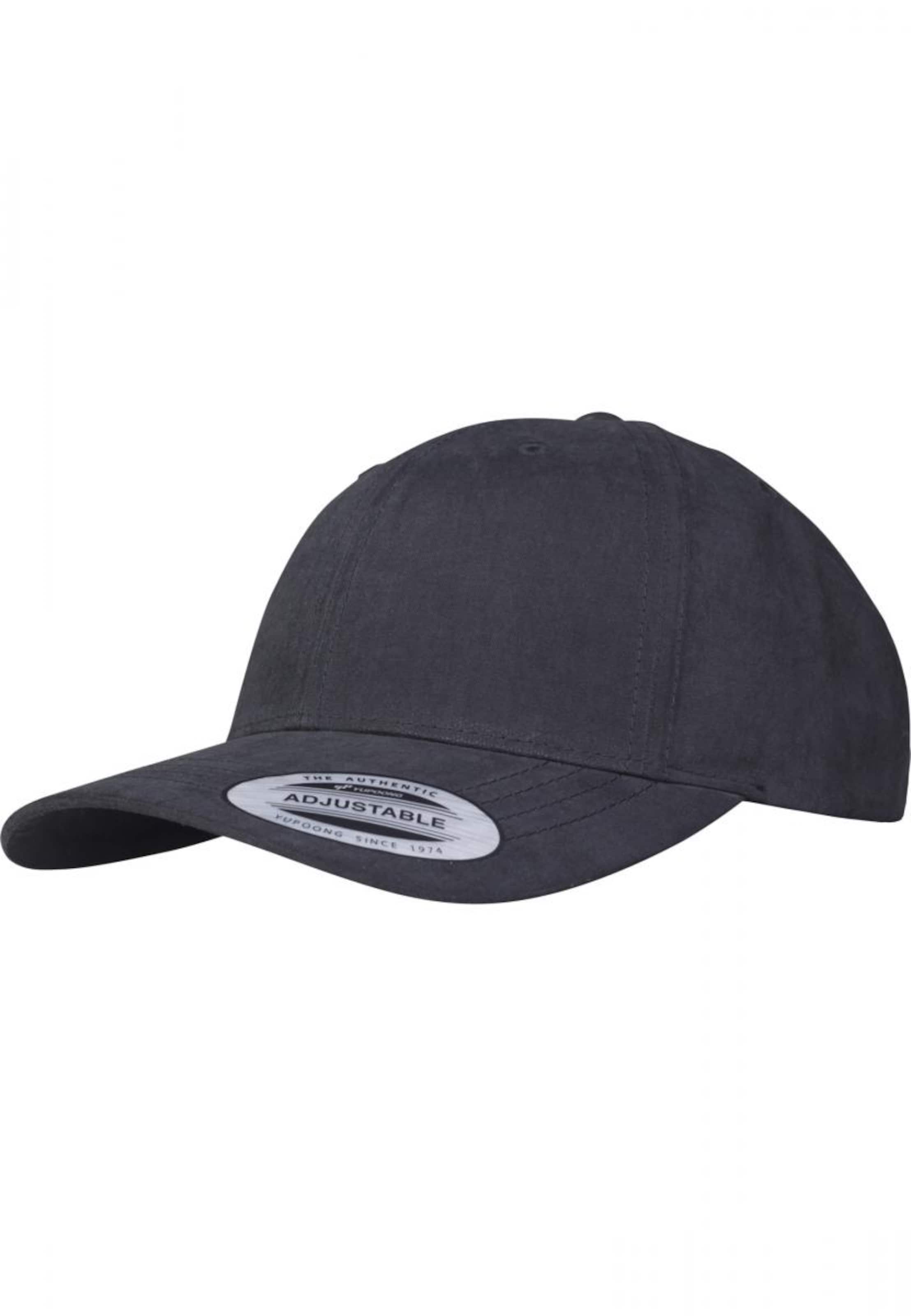 Flexfit Cap in Schwarz: Vorderseite