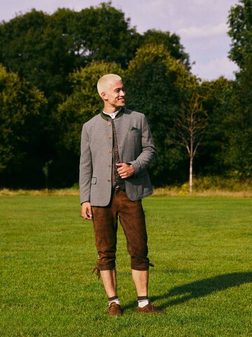 Traditional Grey Brown Look