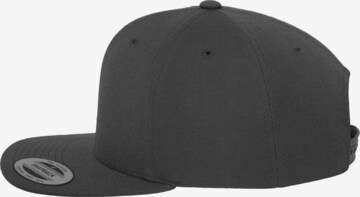 Cappello da baseball di Flexfit in grigio