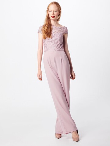 Chi Chi London - Jumpsuit 'Alicia' en rosa: frente