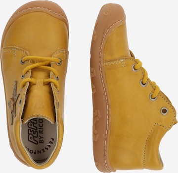 Chaussure basse 'Romy' Pepino en jaune