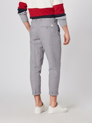 Coupe slim Pantalon chino 'Milton' JACK & JONES en gris : derrière