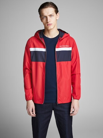 JACK & JONES Tussenjas in Rood: voorkant