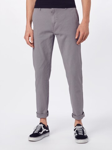 LEVI'S ® - Tapered Pantalón chino 'STANDARDTAPERCHINOII' en gris: frente