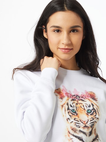 EINSTEIN & NEWTON Sweatshirt 'Baby Queen' in Wit