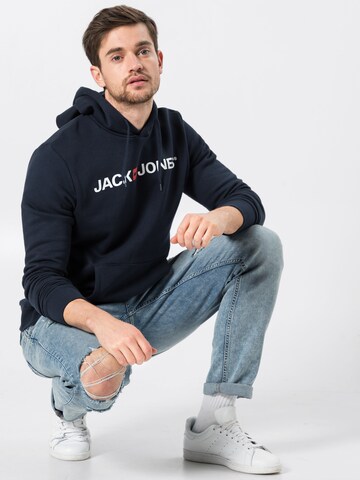 JACK & JONES Sweatshirt in Blau