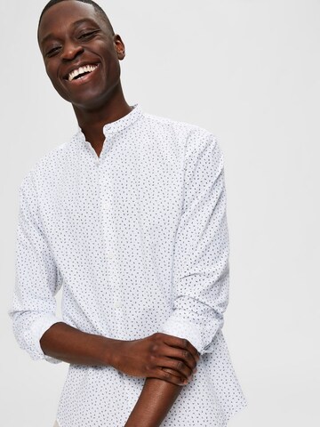 Coupe regular Chemise SELECTED HOMME en blanc