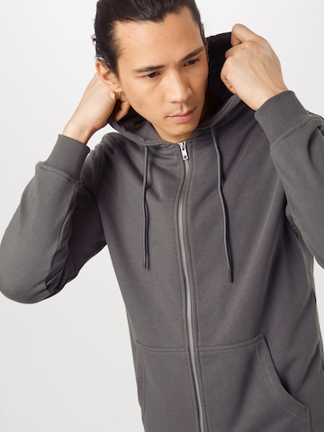 Urban Classics Zip-Up Hoodie in Grey