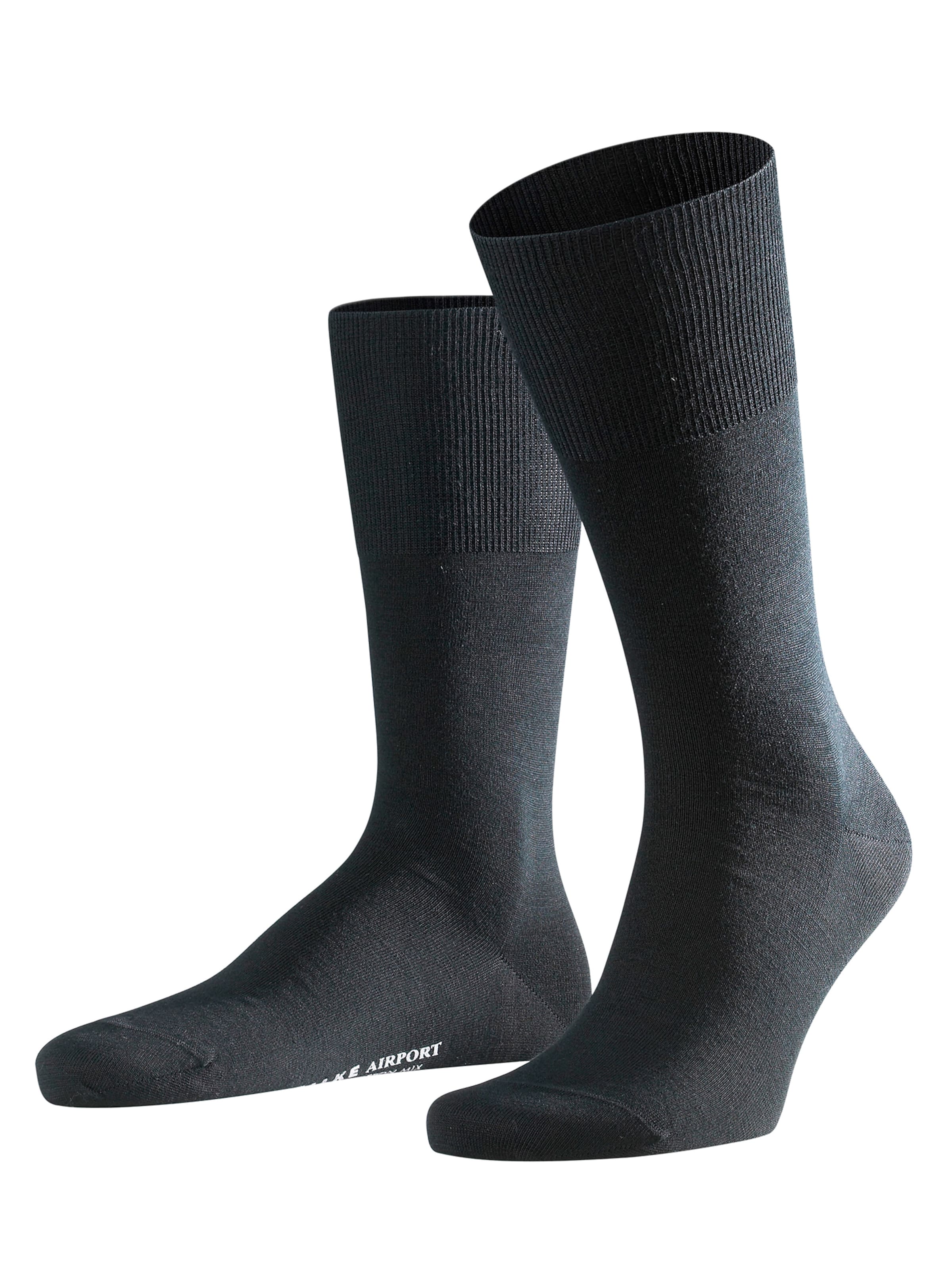 Șosete 'Airport' de la FALKE pe negru: față