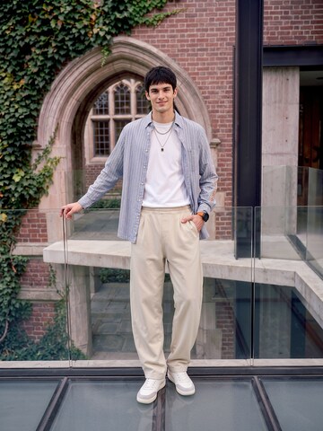Striped Shirt & Cream Pants Uni Look