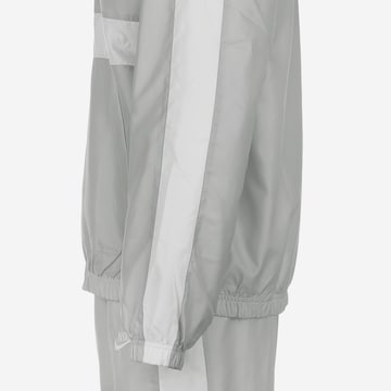 Nike Sportswear Regular Sweatsuit in Grey